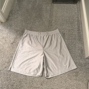 Nike Men's Light Gray Athletic Shorts